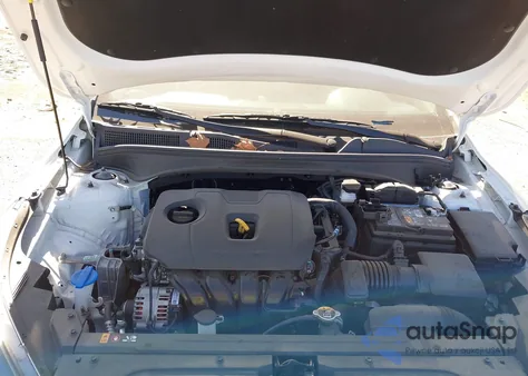 2024 Kia Forte Lxs z USA, uszkodzony, nr VIN 3KPF24AD4RE716532